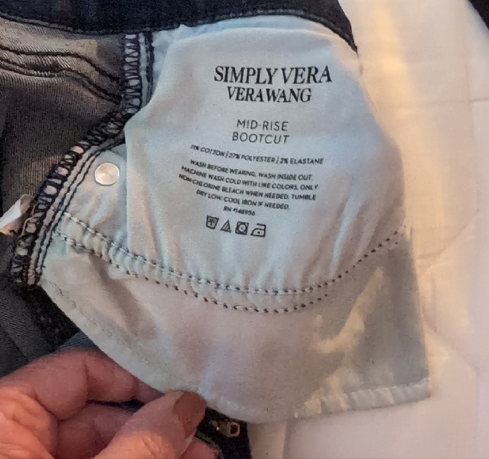 Simply Vera Vera Wang Dark Blue Flare Jeans - Picture 7 of 7